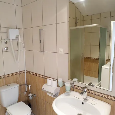Gradina Πανσιόν